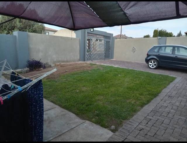 3 BEDROOM HOUSE FOR SALE IN HOSPITAL VIEW